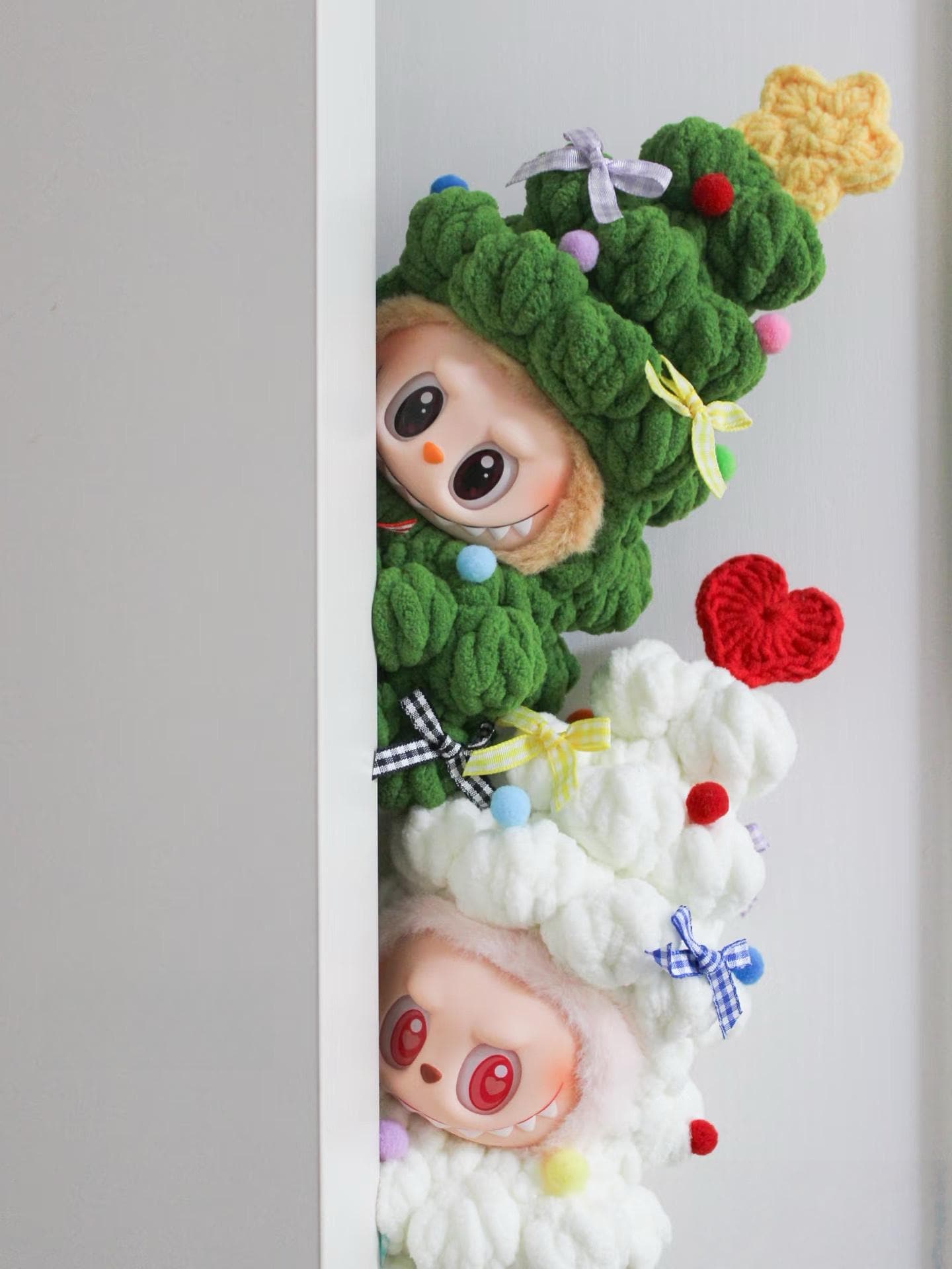 Labubu Christmas tree Crochet Outfit Pattern – Amigurumi Doll Costume PDF –Holiday Doll Outfit PDF, Plush Costume DIY for Labubu Fans