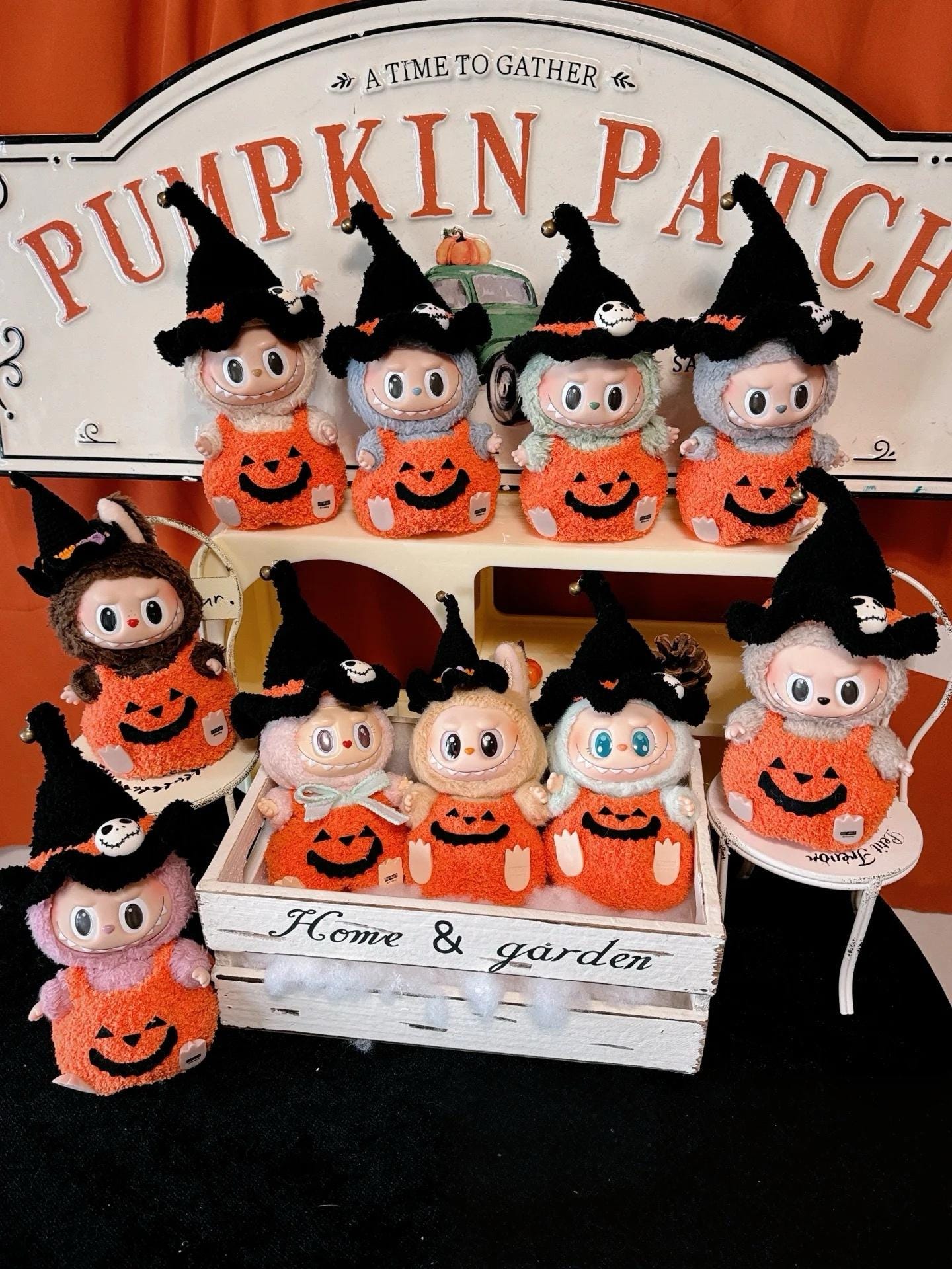 Pumpkin Labubu Crochet Pattern PDF – Halloween Witch Costume for Plush Doll – Amigurumi Outfit for Labubu Fans – Fits Labubu Gen 1/2/3