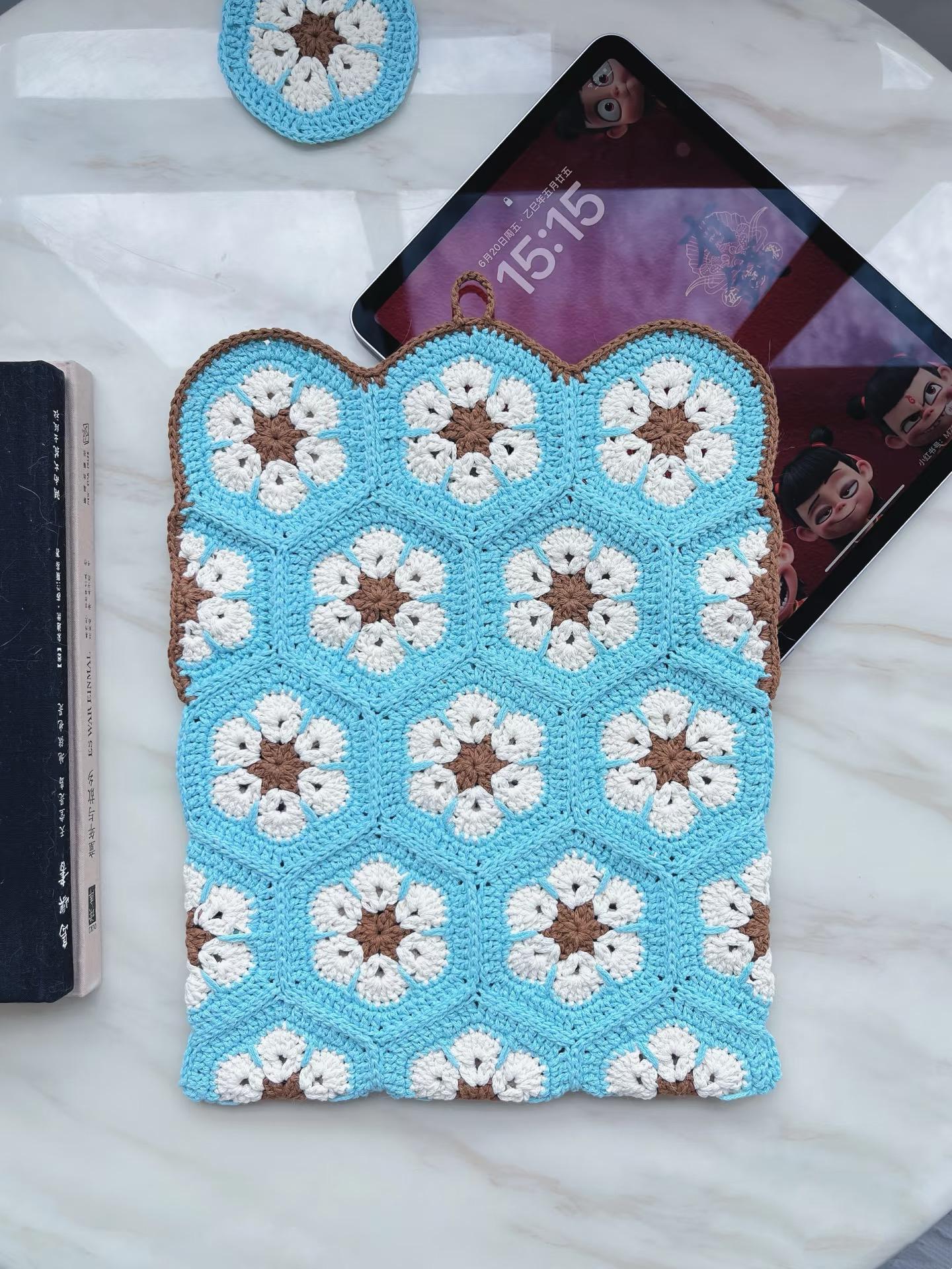 Crochet Granny Square iPad Case Pattern