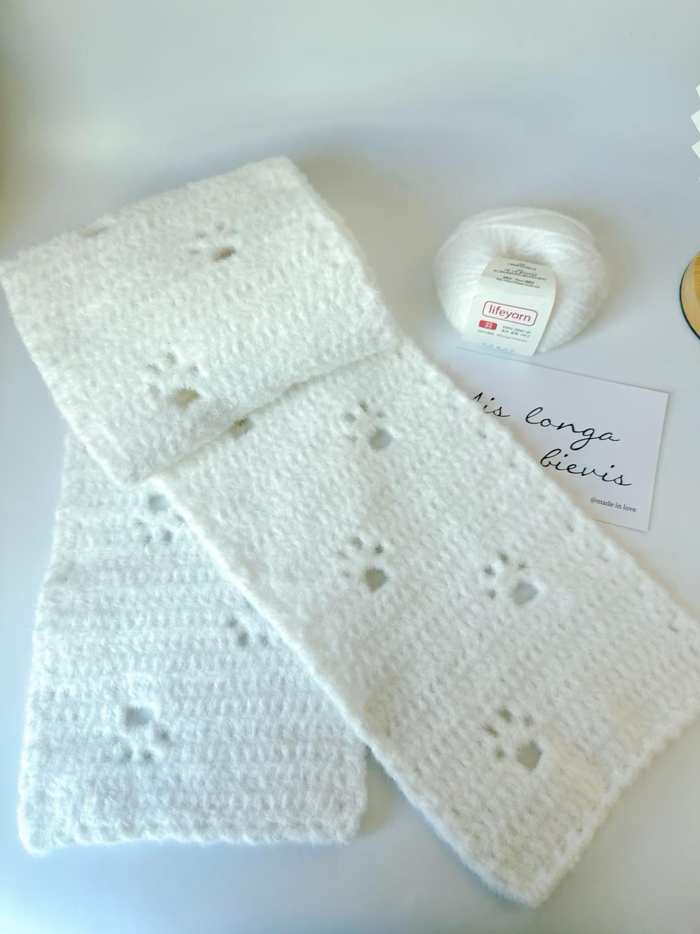 Cat Paw Scarf Crochet Pattern