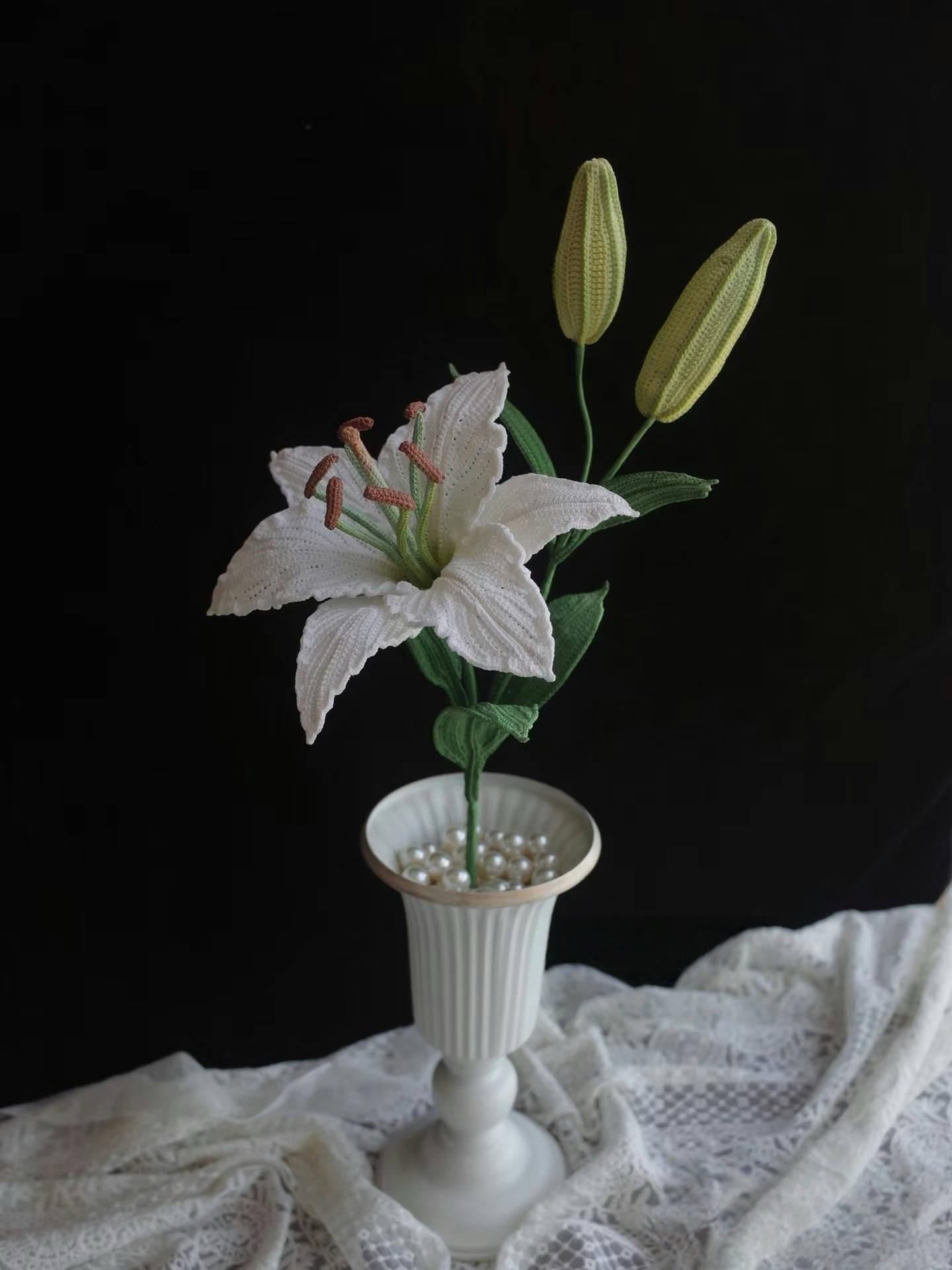 PDF Lily Micro Crochet Pattern