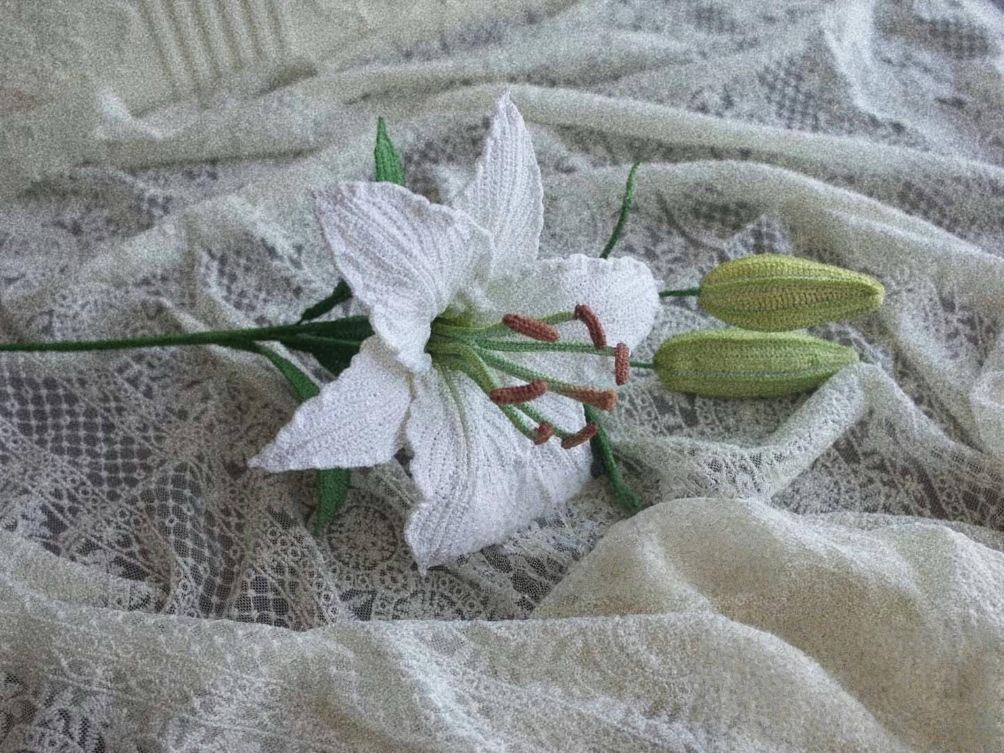 PDF Lily Micro Crochet Pattern