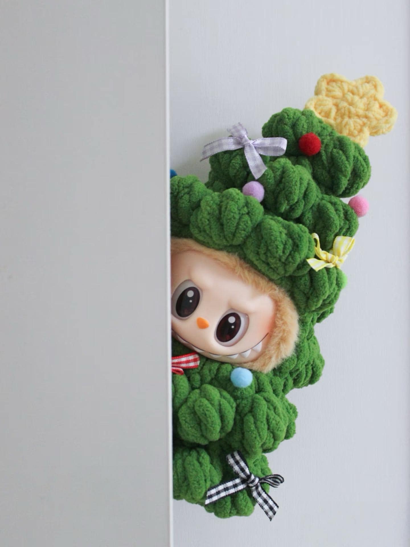 Labubu Christmas tree Crochet Outfit Pattern – Amigurumi Doll Costume PDF –Holiday Doll Outfit PDF, Plush Costume DIY for Labubu Fans