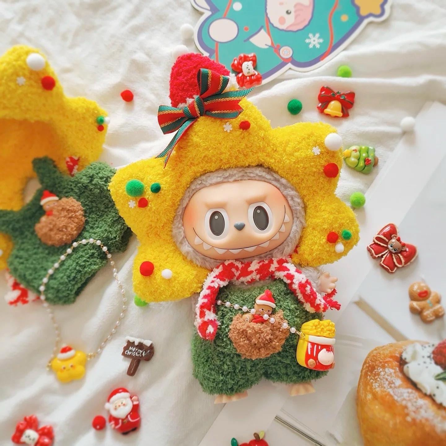 Labubu Christmas Star Crochet Outfit Pattern – Amigurumi Doll Costume PDF –Holiday Doll Outfit PDF, Plush Costume DIY for Labubu Fans