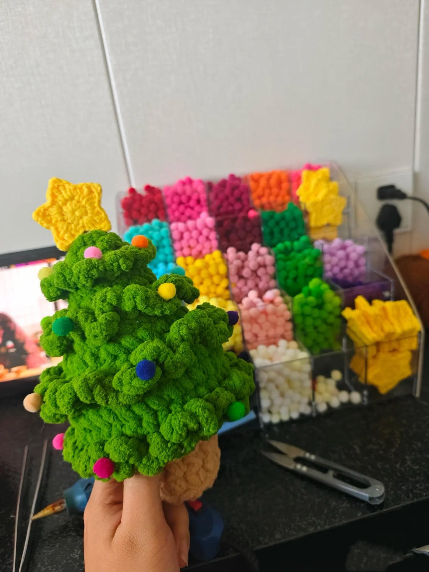PDF Crochet 4-Layer Christmas tree crochet pattern, handmade for Christmas gifts