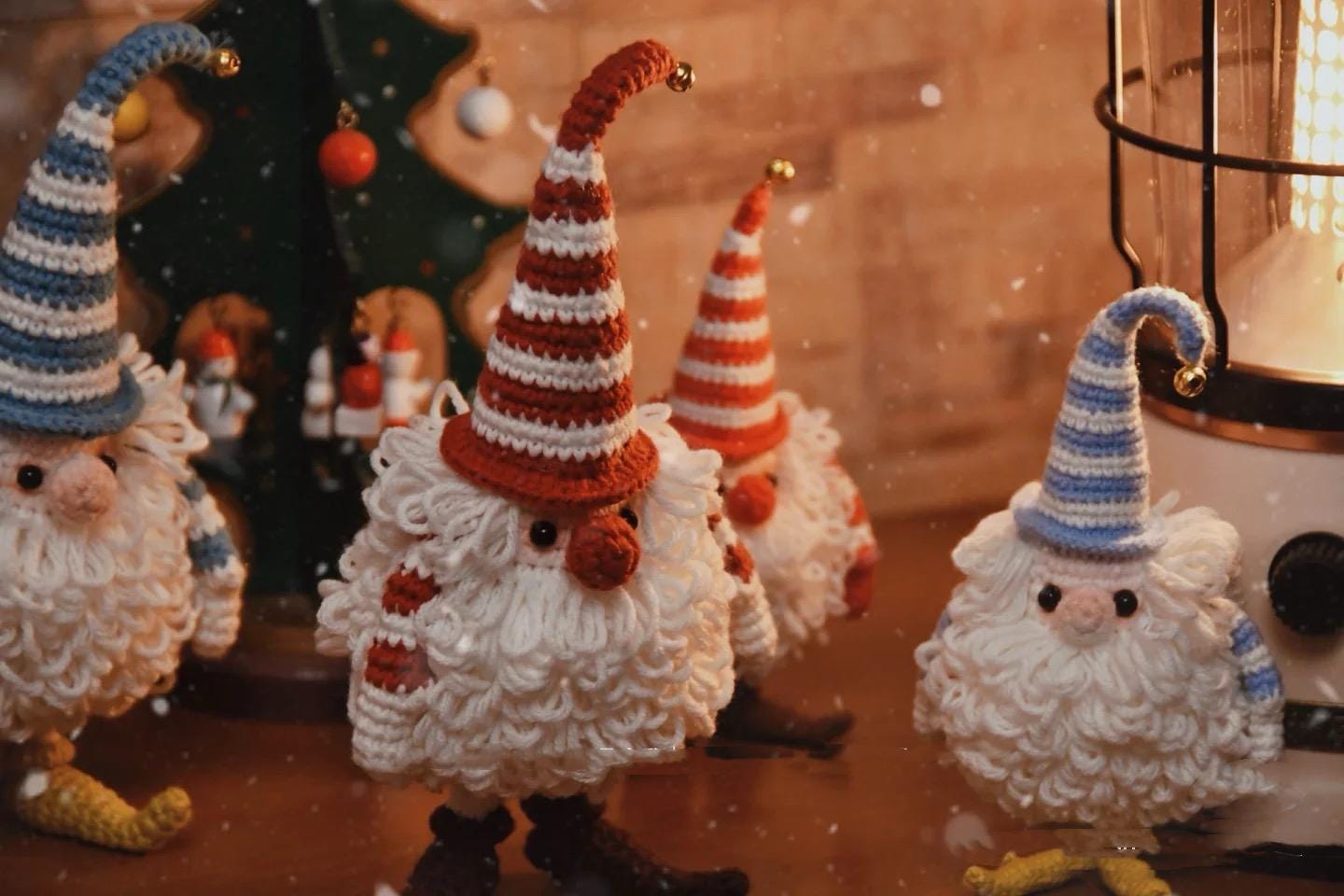 PDF Christmas Elves crochet pattern, handmade for Christmas gifts,