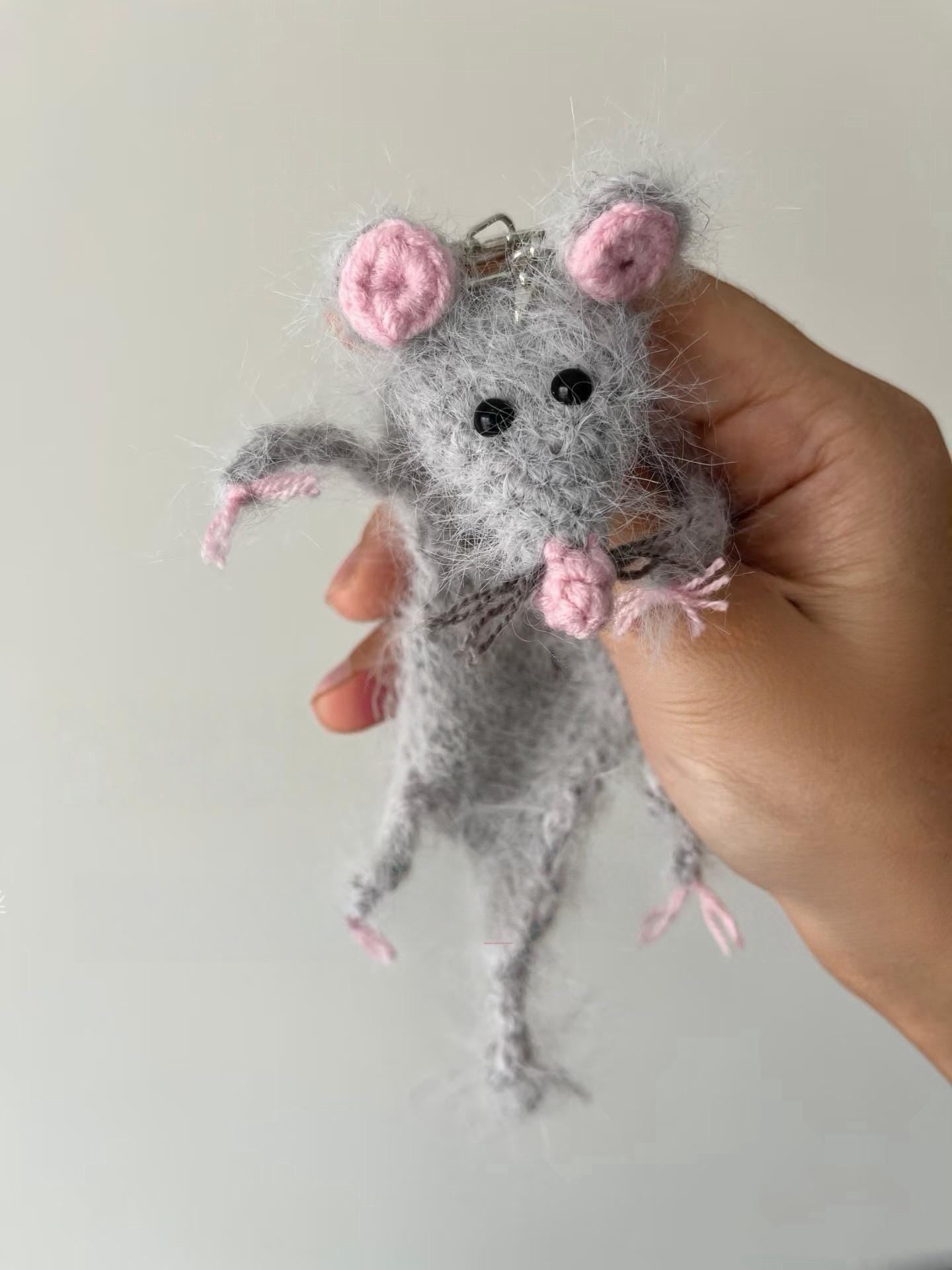 PDF+ Video Funny Crochet Rat Pattern, Hanging Amigurumi Mouse Bag Charm, Quirky Crochet Animal PDF, Rat Ornament, Handmade Gift