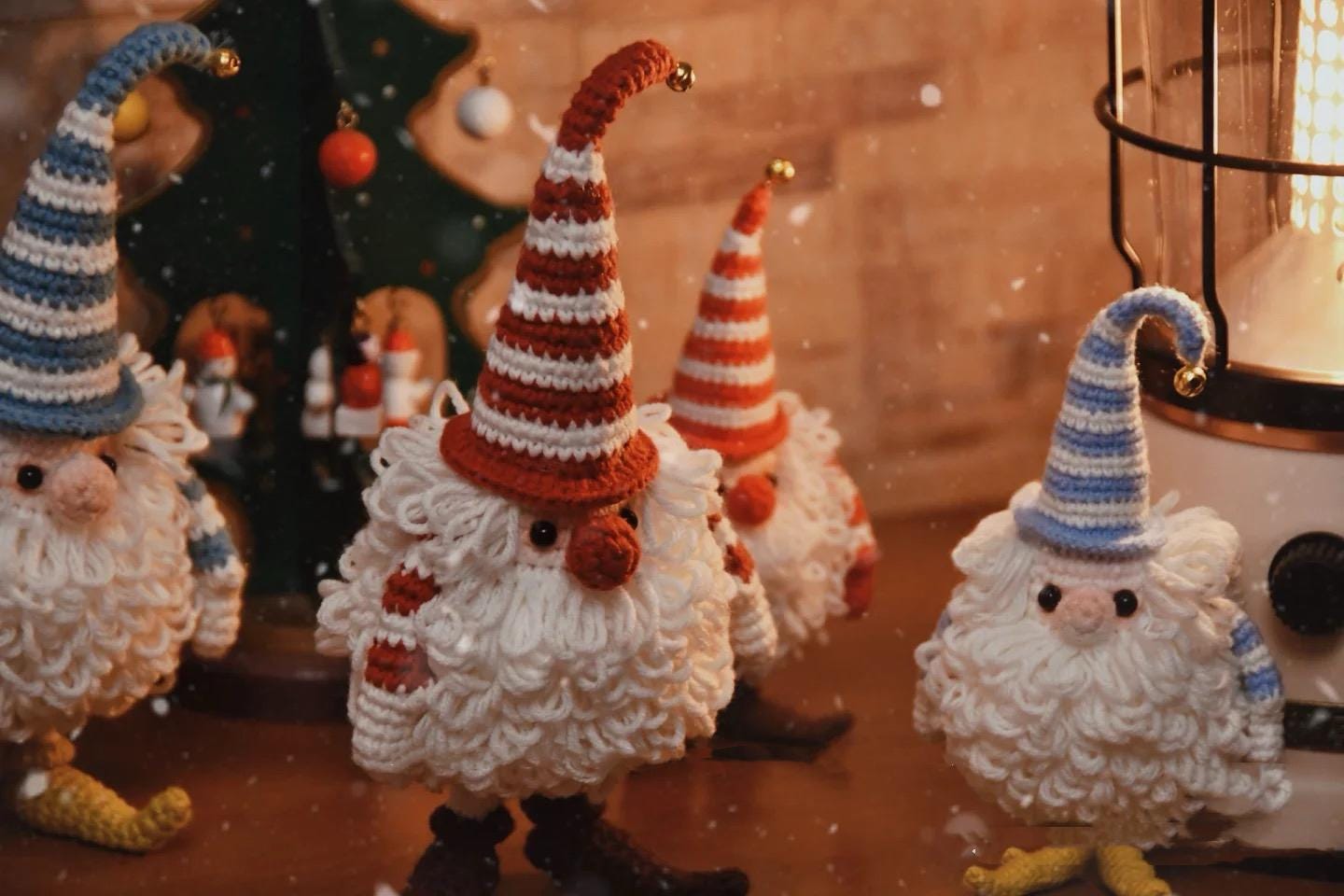 PDF Christmas Elves crochet pattern, handmade for Christmas gifts,