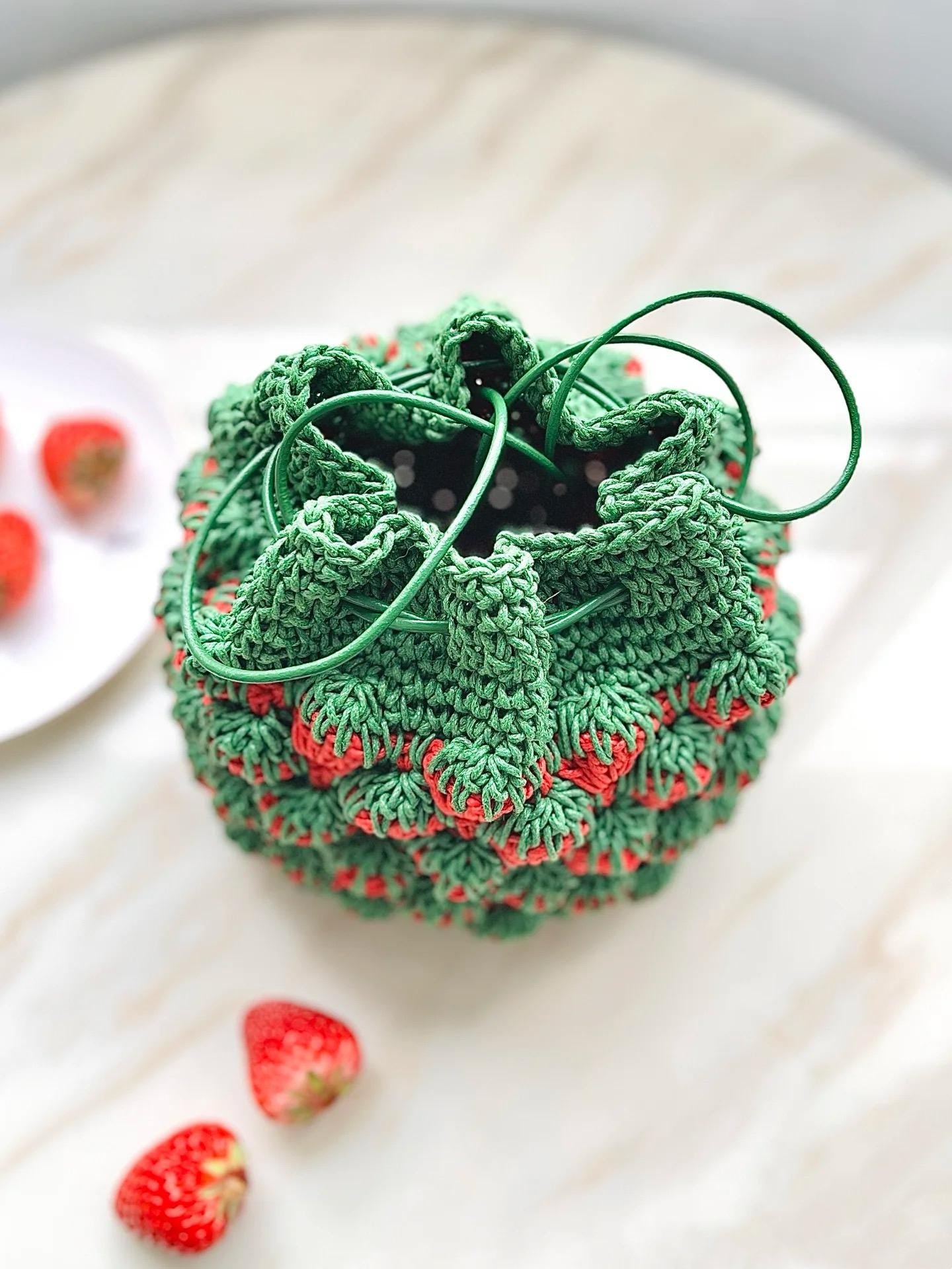 Strawberry Pouch Crochet Pattern – Summer Fruit Handbag PDF