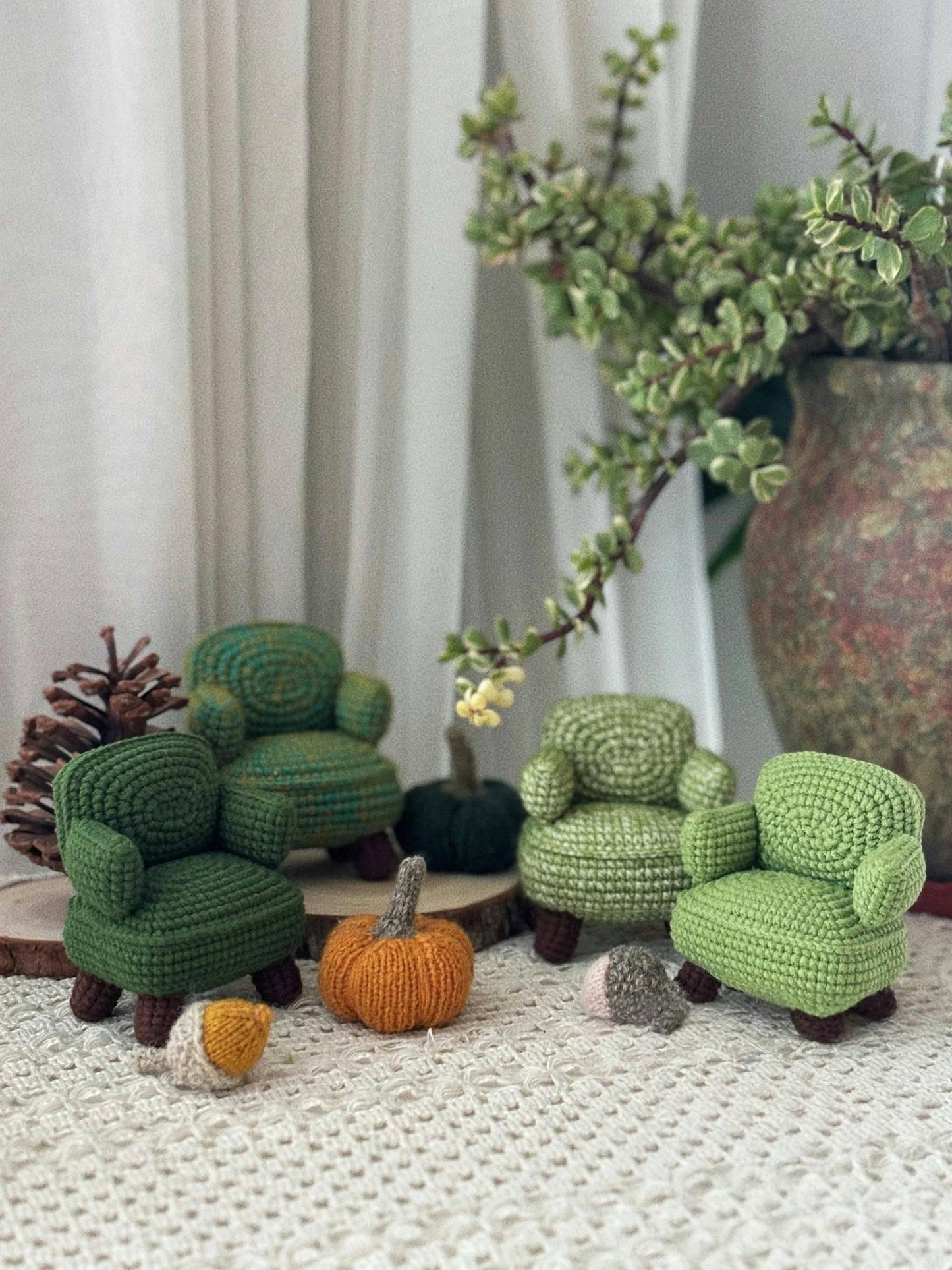 Mini Sofa Crochet Pattern, Amigurumi Furniture Pattern, Tiny Crochet Chair for Dolls, Crochet Doll house Decoration, DIY Toy Furniture PDF