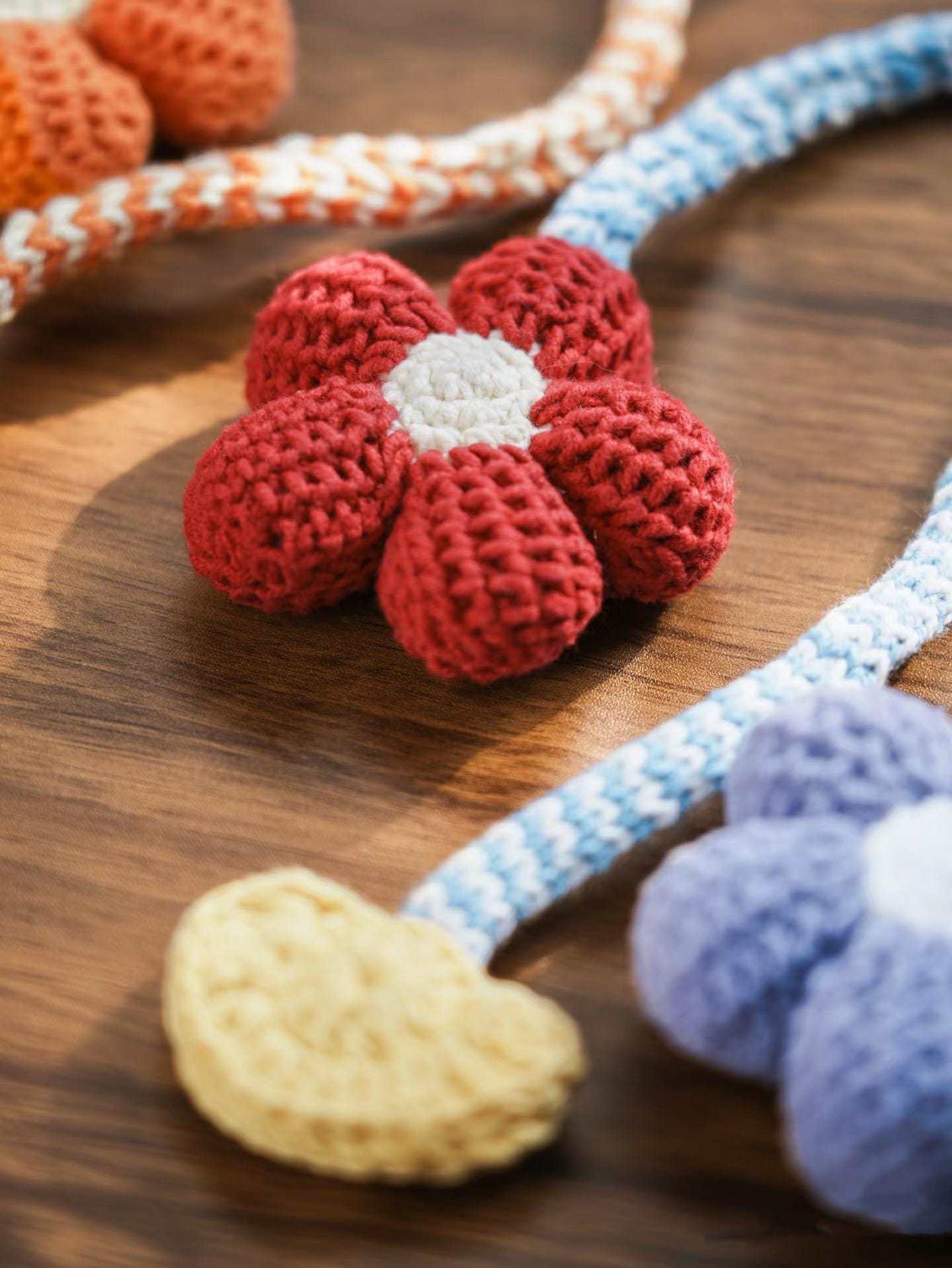 Flower keychain Crochet Pattern , flower decorative keycharm,