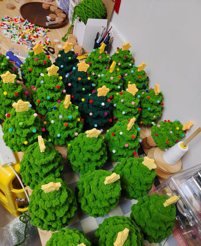 PDF Crochet 4-Layer Christmas tree crochet pattern, handmade for Christmas gifts