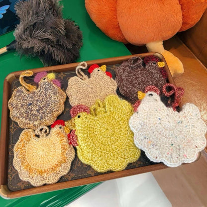 CROCHET PATTERN  - Farmhouse Chicken Earbuds Pouch, Crochet Pattern Instant Digital Download, Easy Chicken Crochet, Kitchen pendant