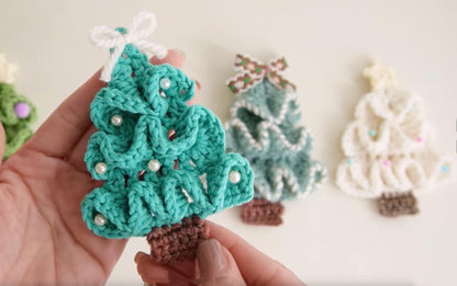 PDF Wavy Christmas Tree Crochet Pattern, handmade for Christmas gifts