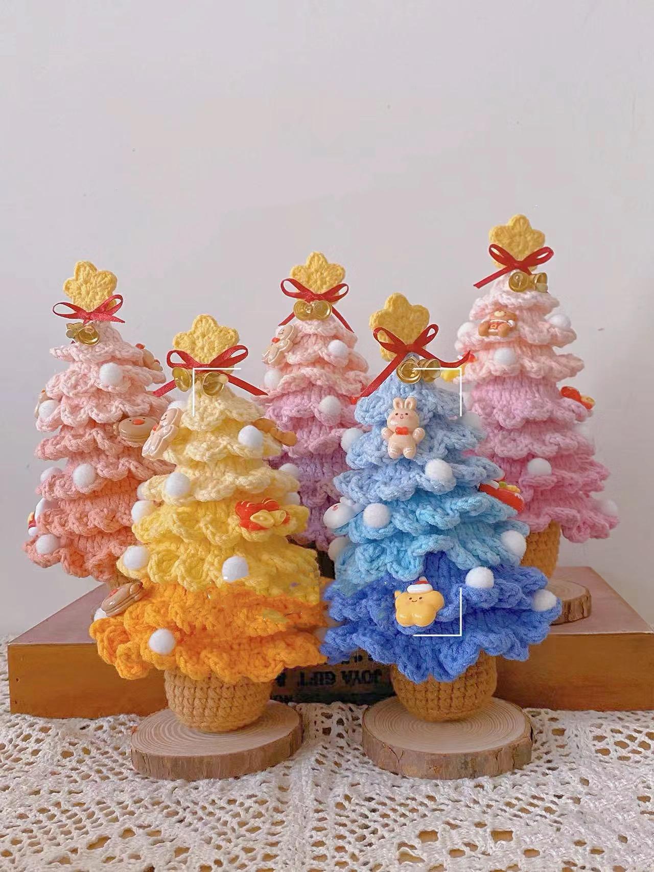 PDF Crochet 7-Layer Christmas tree crochet pattern, handmade for Christmas gifts,