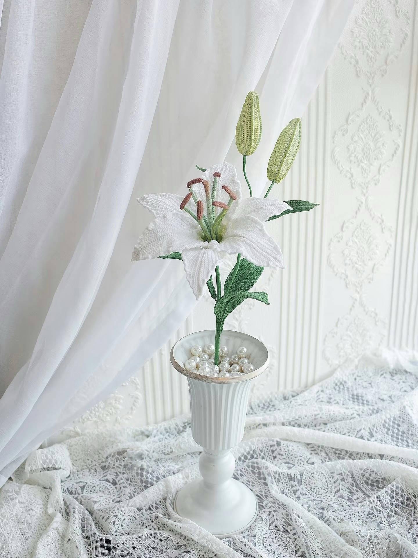 PDF Lily Micro Crochet Pattern