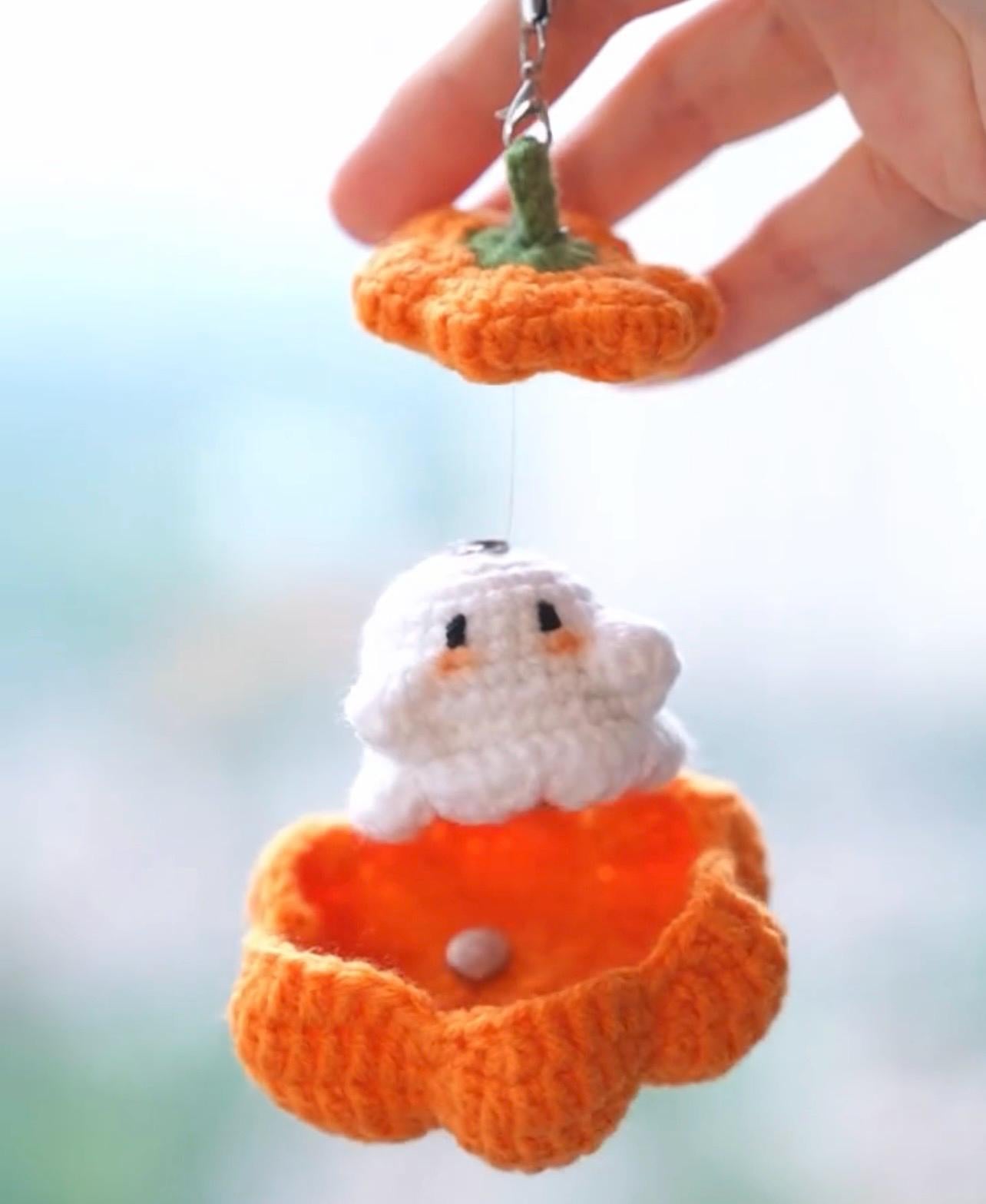 2 in 1 Halloween Hanging Crochet Patterns