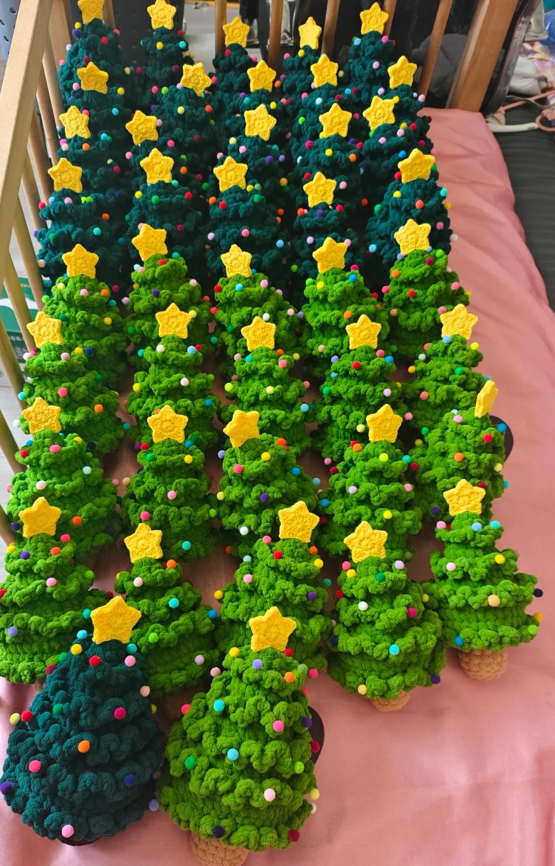 PDF Crochet 4-Layer Christmas tree crochet pattern, handmade for Christmas gifts