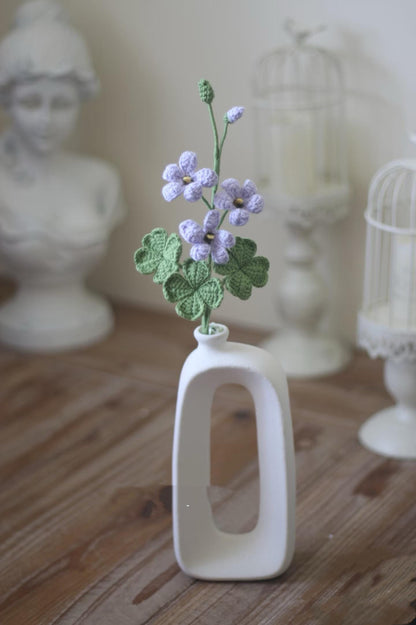 Four Leaf Clover Floral