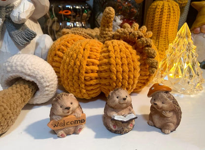 9-in-1 Crochet Pattern，3 kinds of pumpkin patterns + 3 kinds of mushroom patterns + 3 kinds of acorn patterns,