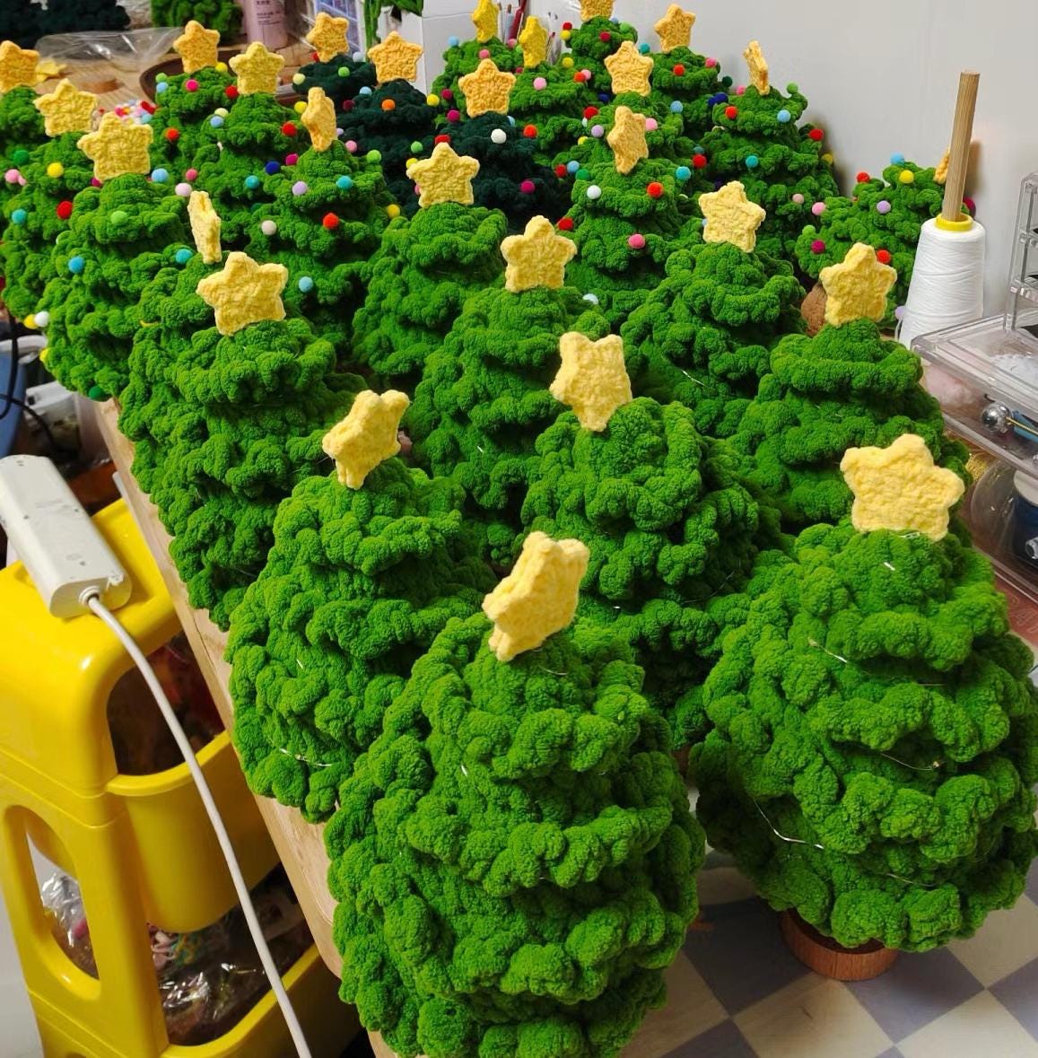 PDF Crochet 4-Layer Christmas tree crochet pattern, handmade for Christmas gifts