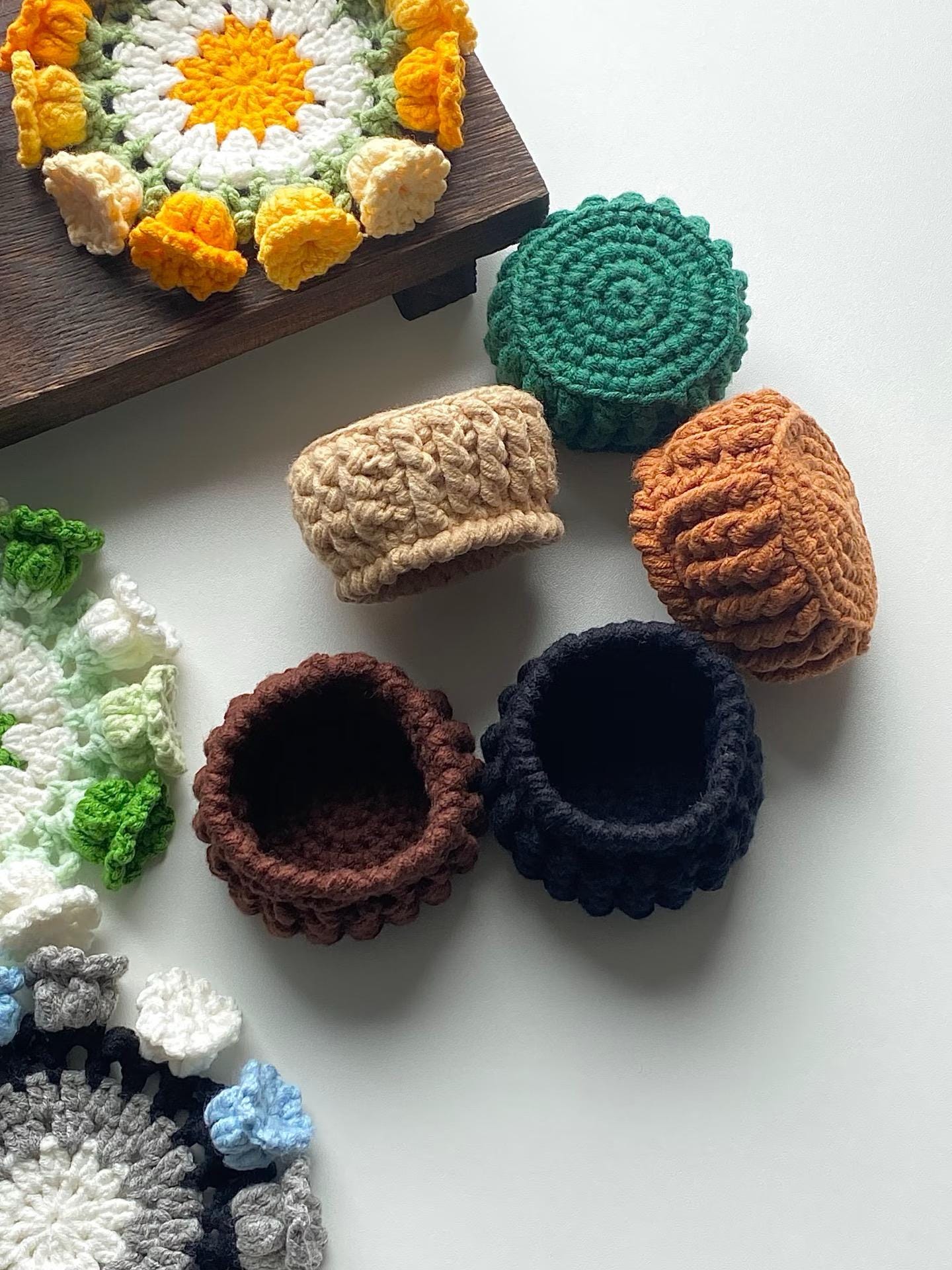 CROCHET PATTERN - Lily of the Valley Coaster Crochet Pattern, Flower Bouquet Plant Coasters ，Instant Digital Download PDF Crochet Pattern