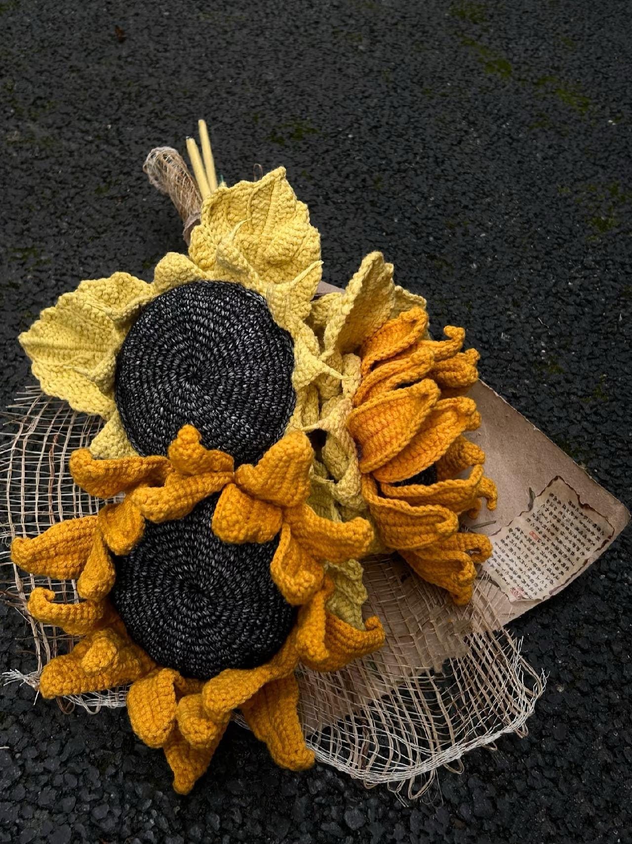 PDF Sunflower bouquet Crochet Pattern