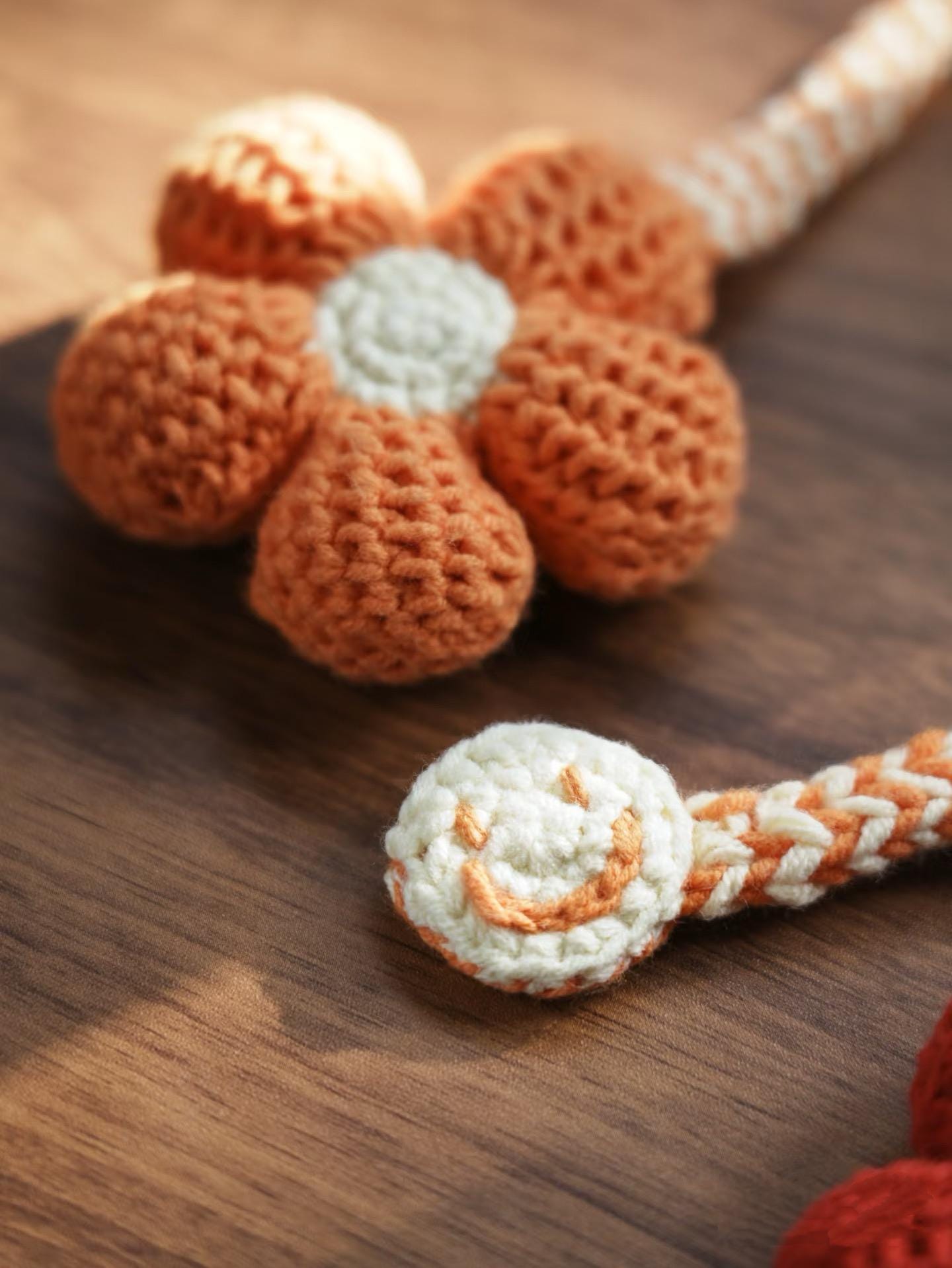 Flower keychain Crochet Pattern , flower decorative keycharm,